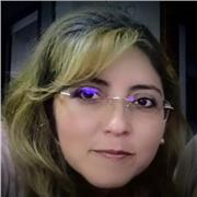 Parefesora de lengua castellana para niños de educación básica primaria